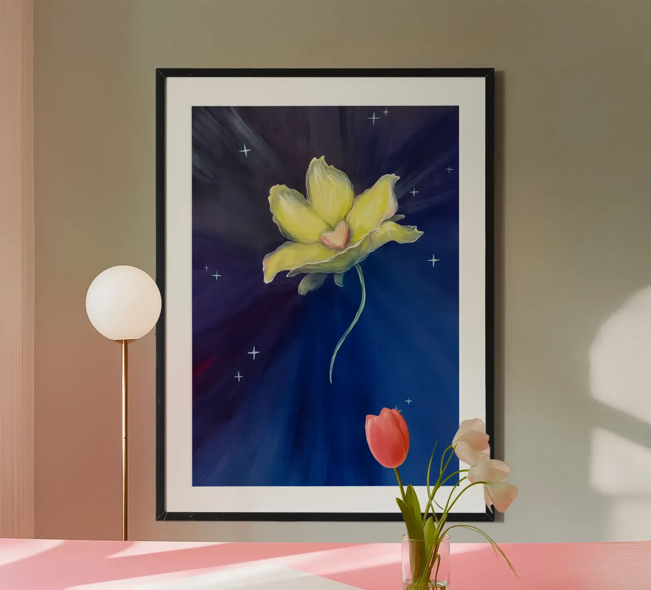 Giglio fiore giallo poster con telaio in legno da Mikesell