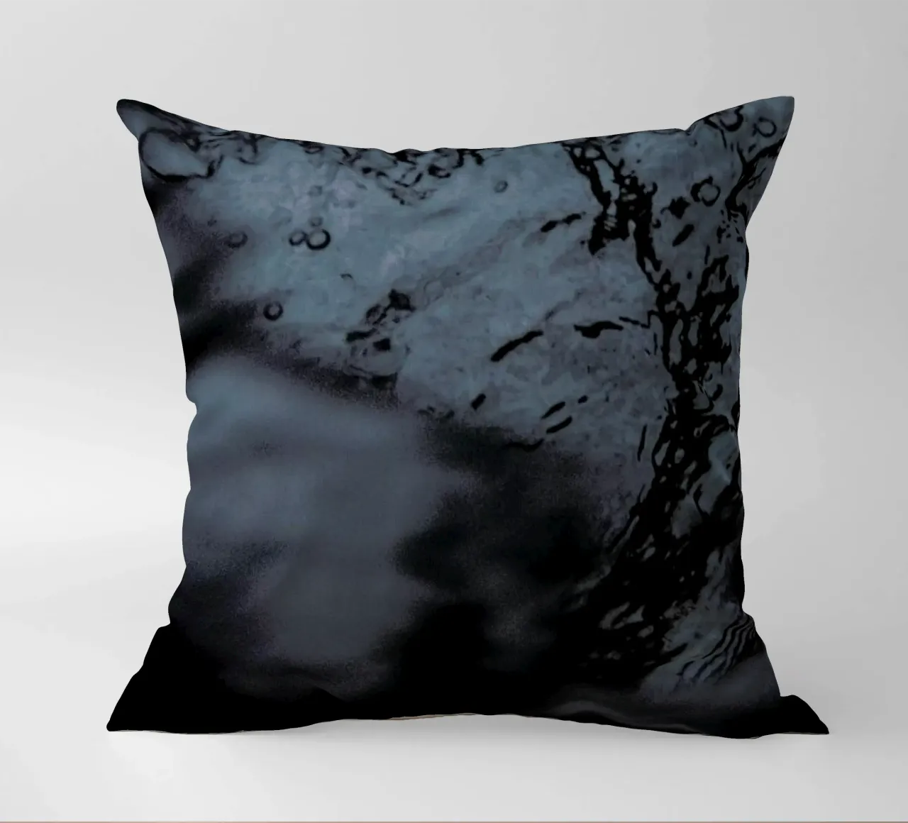 Water Pattern 3 cuscino da Chris Abatzis