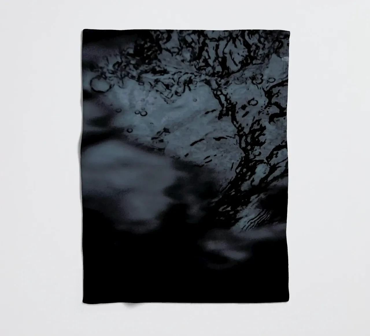 Water Pattern 3 Fleecedecke von Chris Abatzis