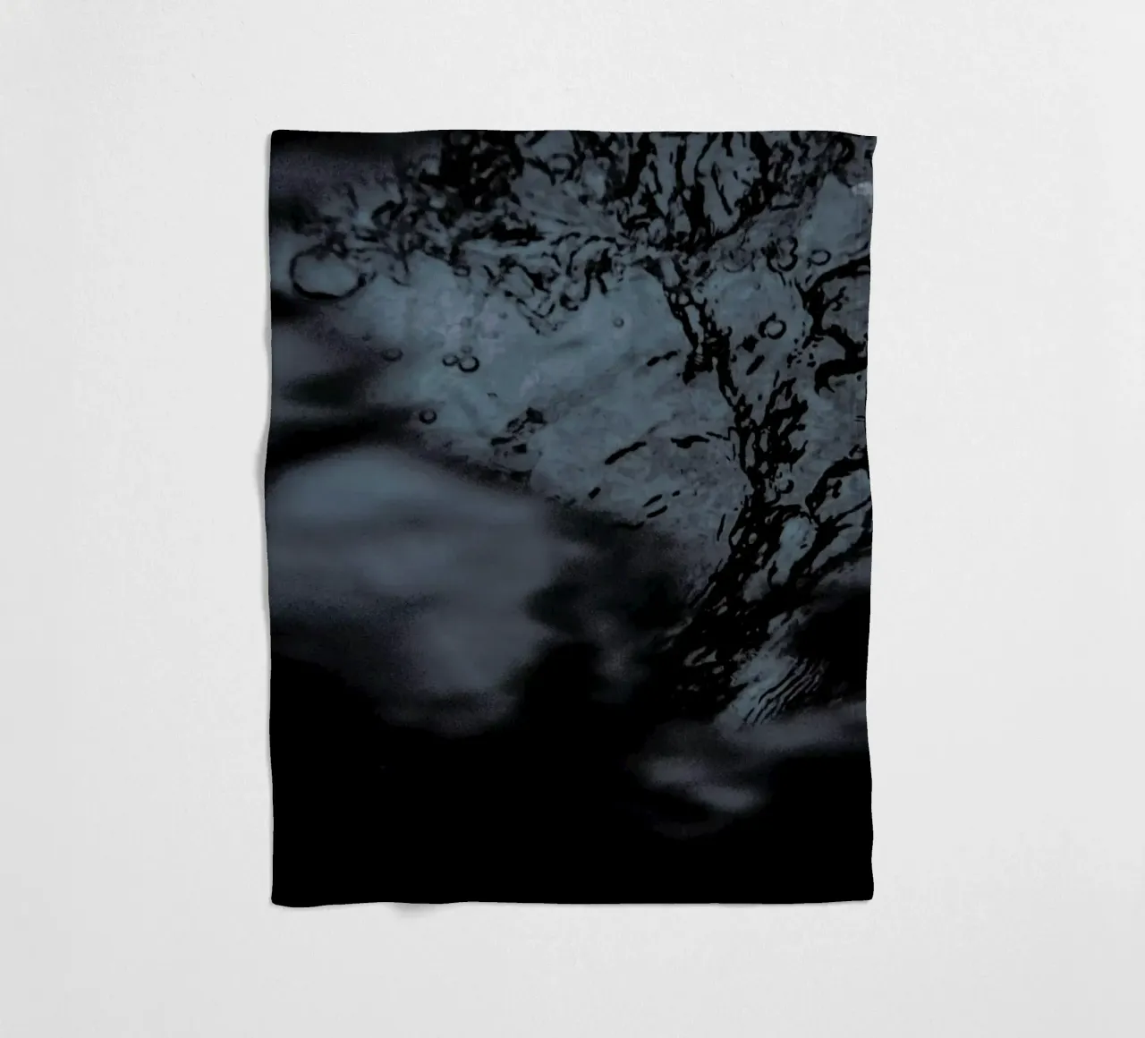 Water Pattern 3 Fleecedecke von Chris Abatzis