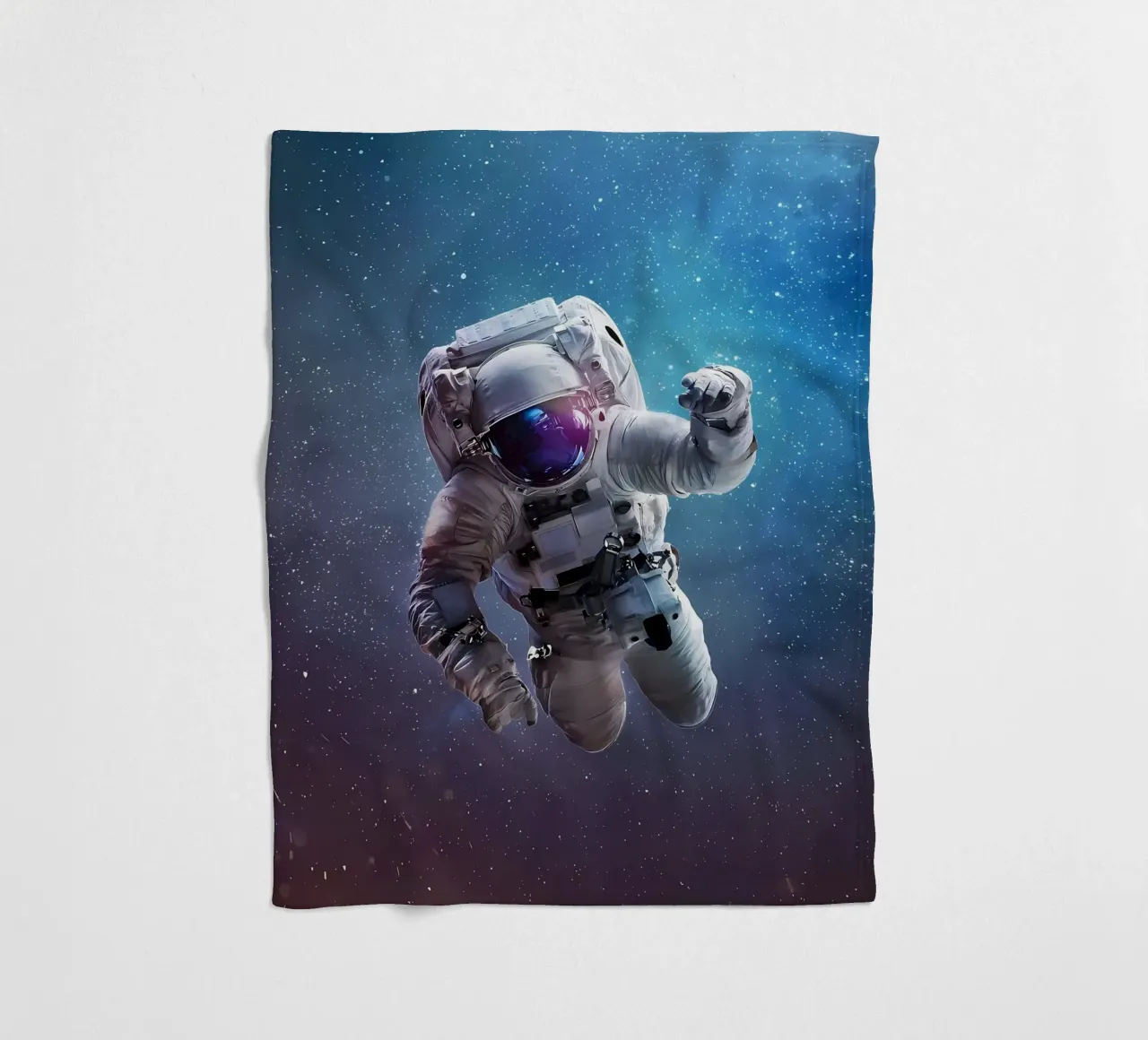Astronauta in una galassia luminosa coperta in pile da Delaplane