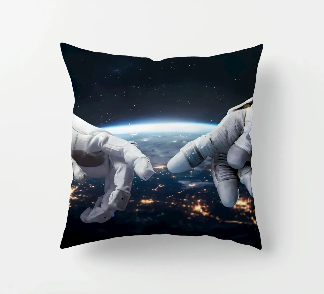 Mani di astronauta e robot cuscino da Delaplane