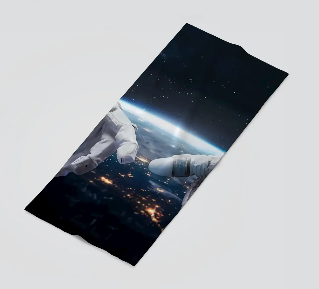 Mani di astronauta e robot telo mare da Delaplane