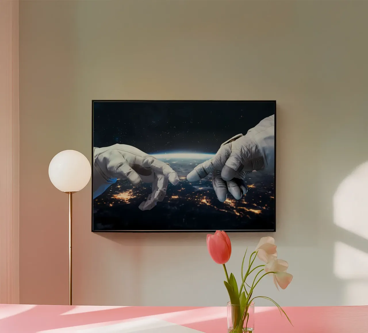 Mani di astronauta e robot plexiglass da Delaplane