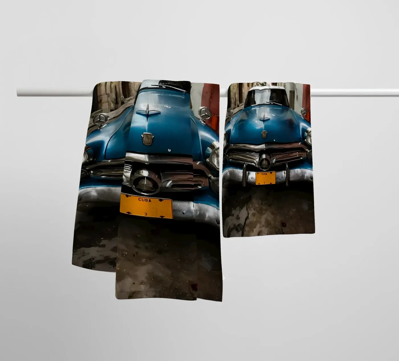 Vintage Classic Car Handtuch von Delaplane