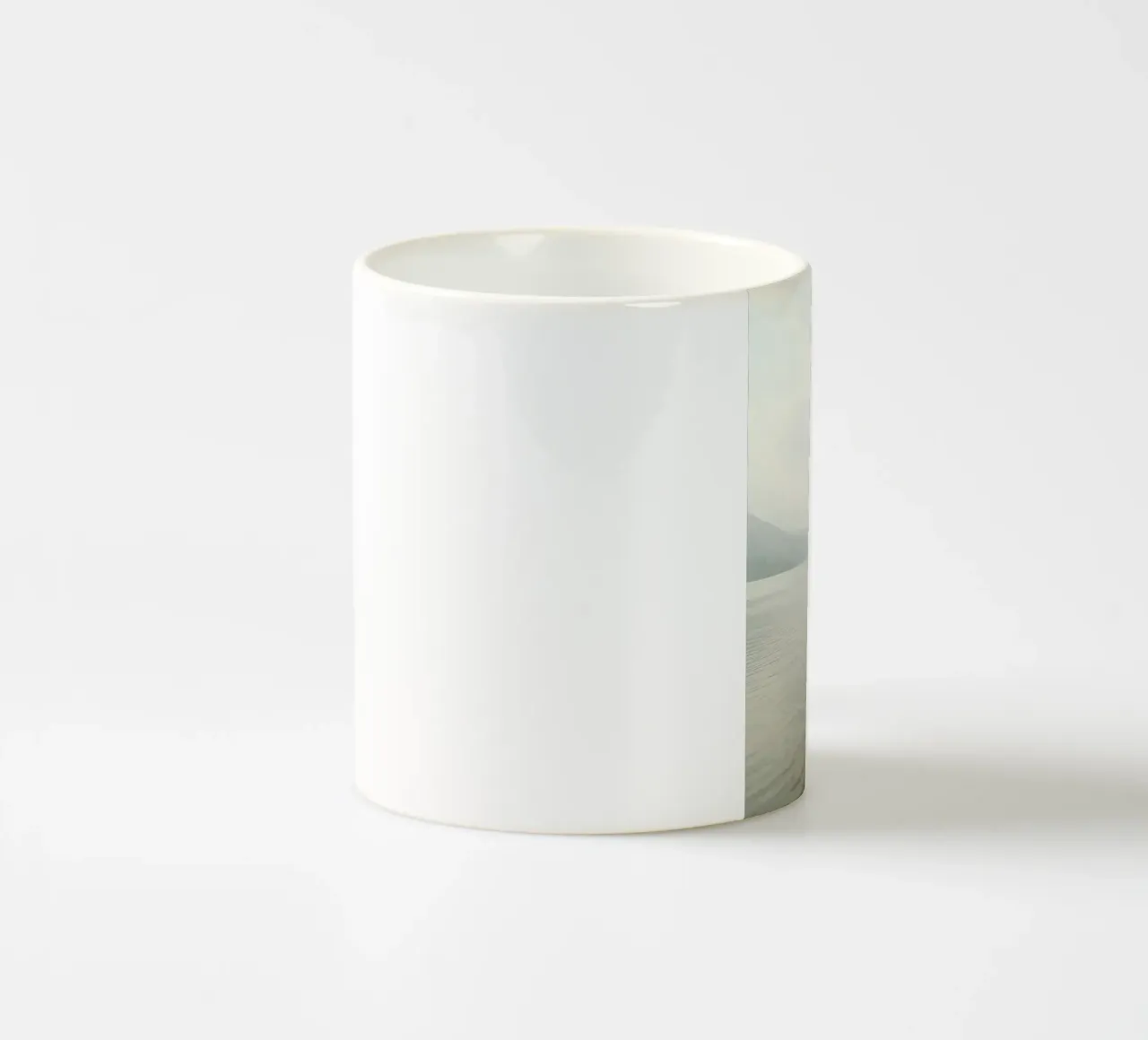 Solitude on Phewa Lake tazza in ceramica da FujiPrints