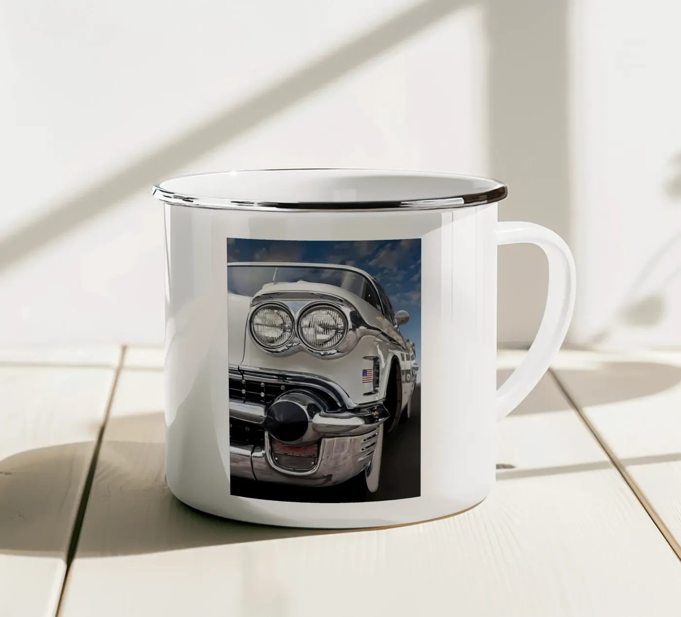 Auto d'epoca tazza in smalto da Delaplane