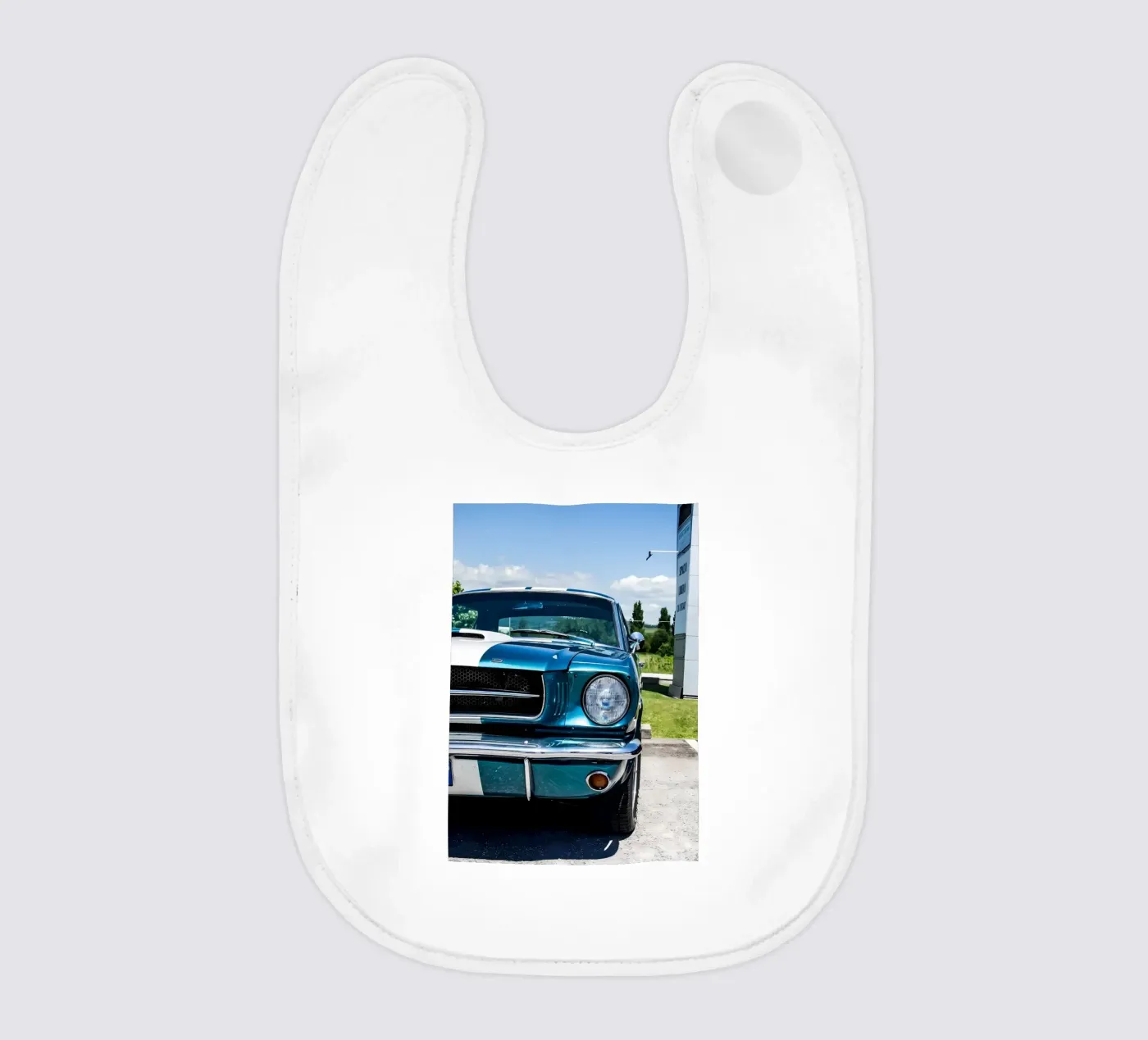 Vintage Classic Car Babylätzchen von Delaplane