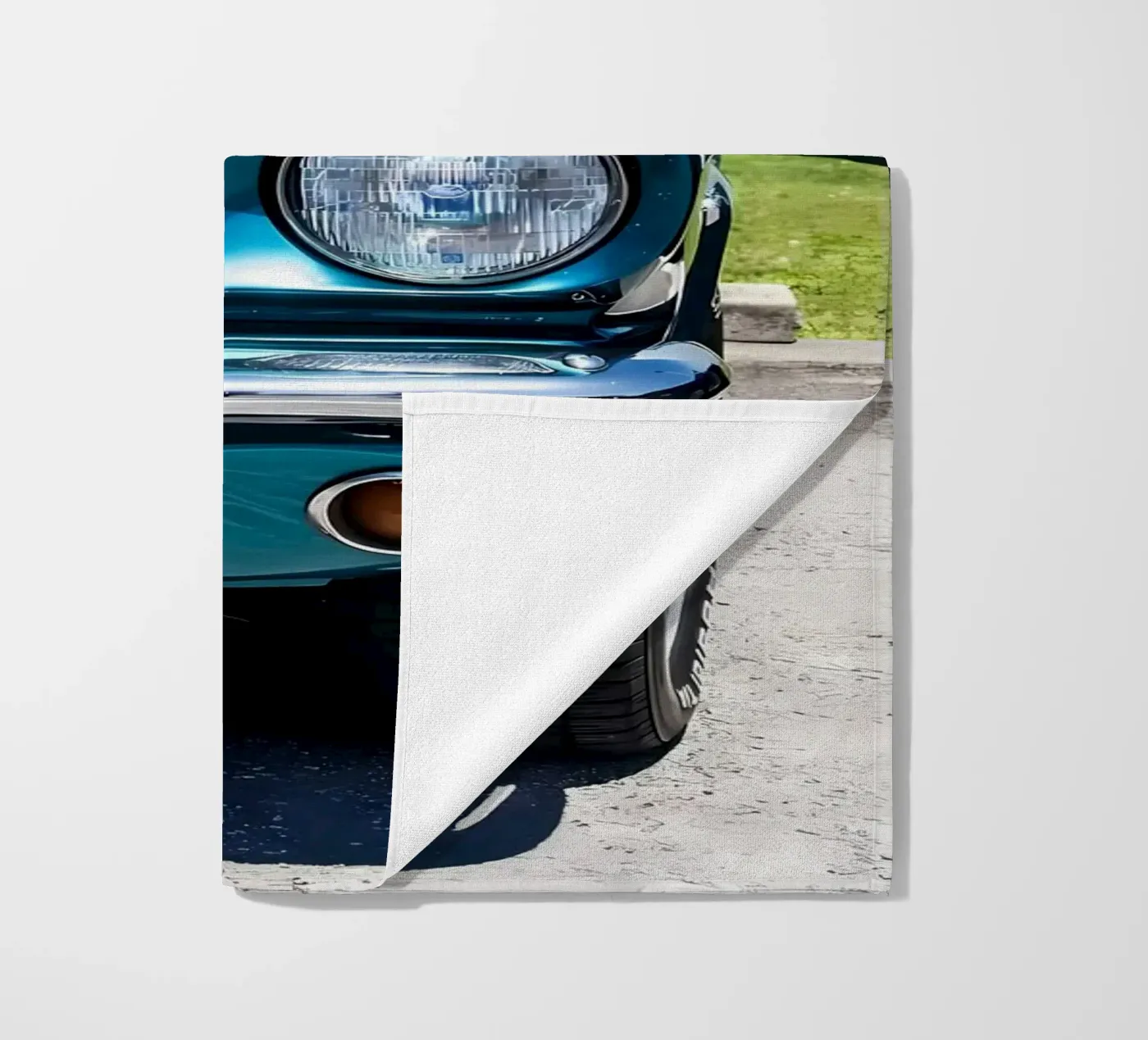 Oldtimer Oldtimer Strandtuch von Delaplane