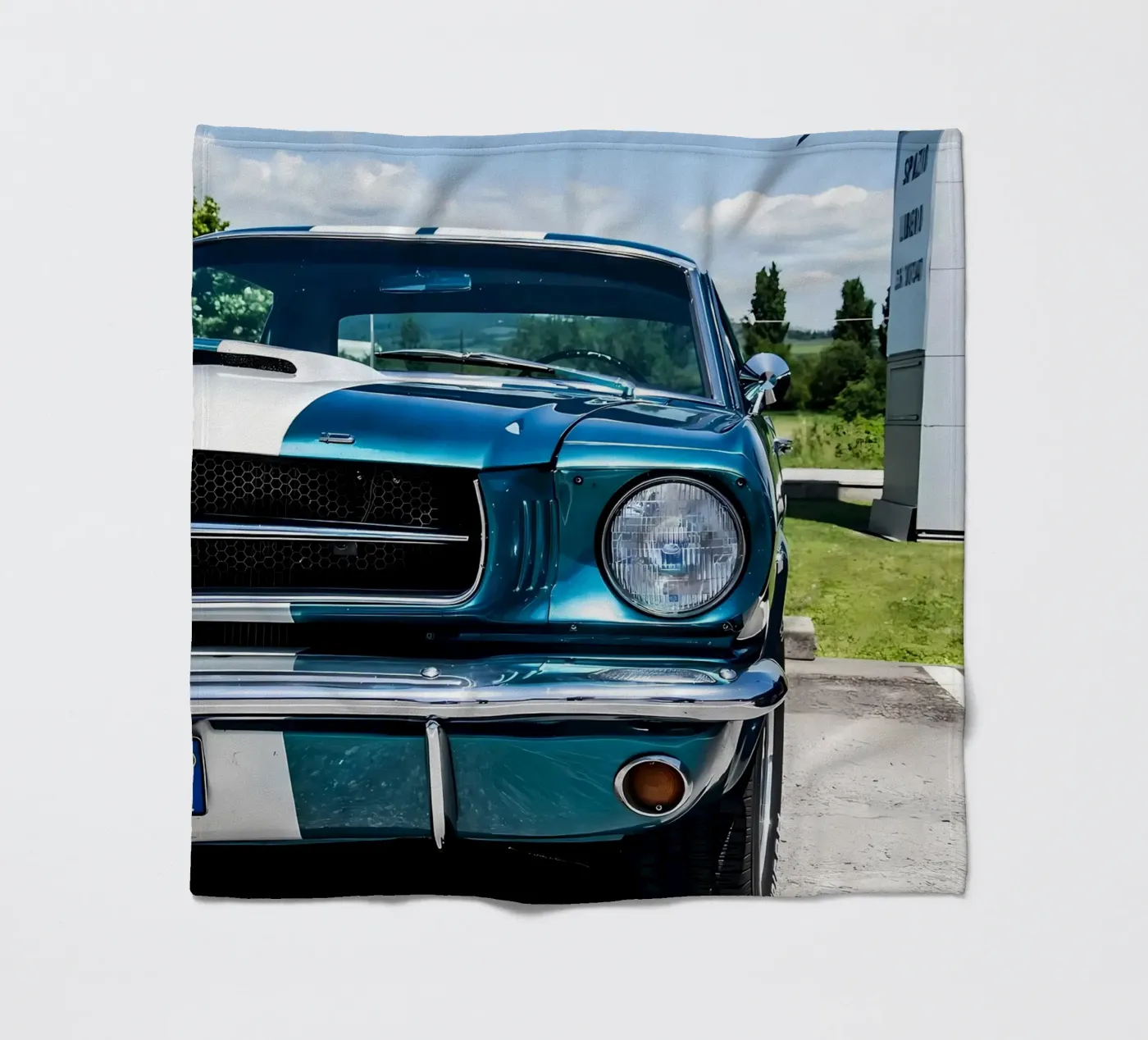 Oldtimer Oldtimer Fleecedecke von Delaplane