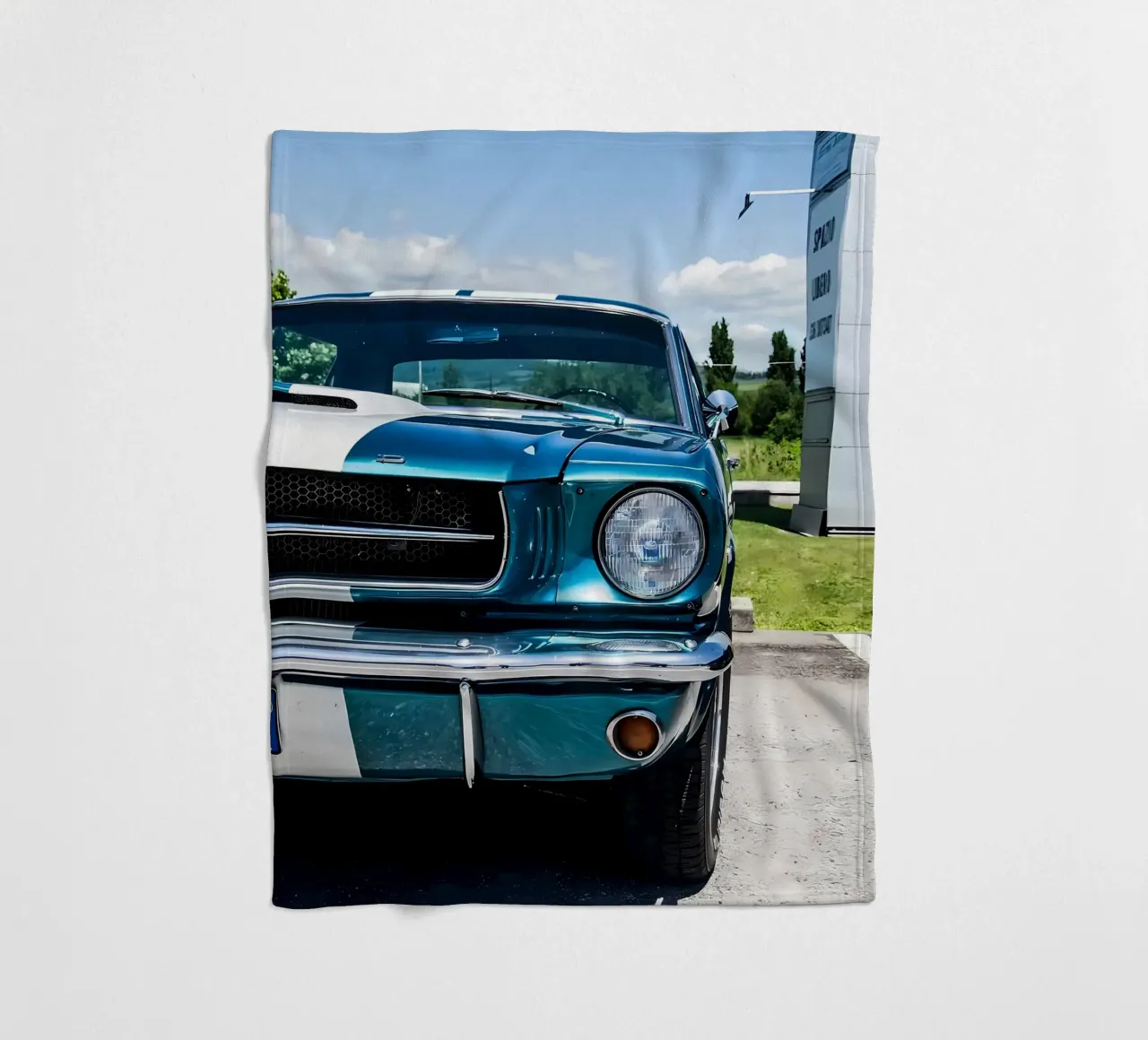 Oldtimer Oldtimer Fleecedecke von Delaplane