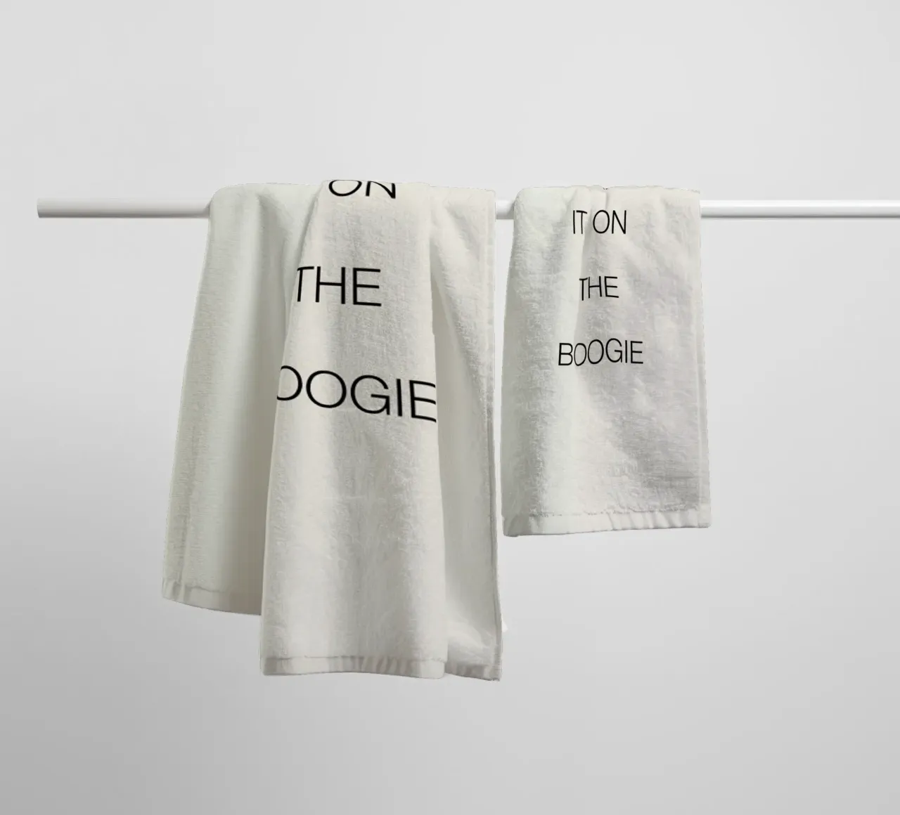 Blame It on the Boogie serviette de bain de Studio One