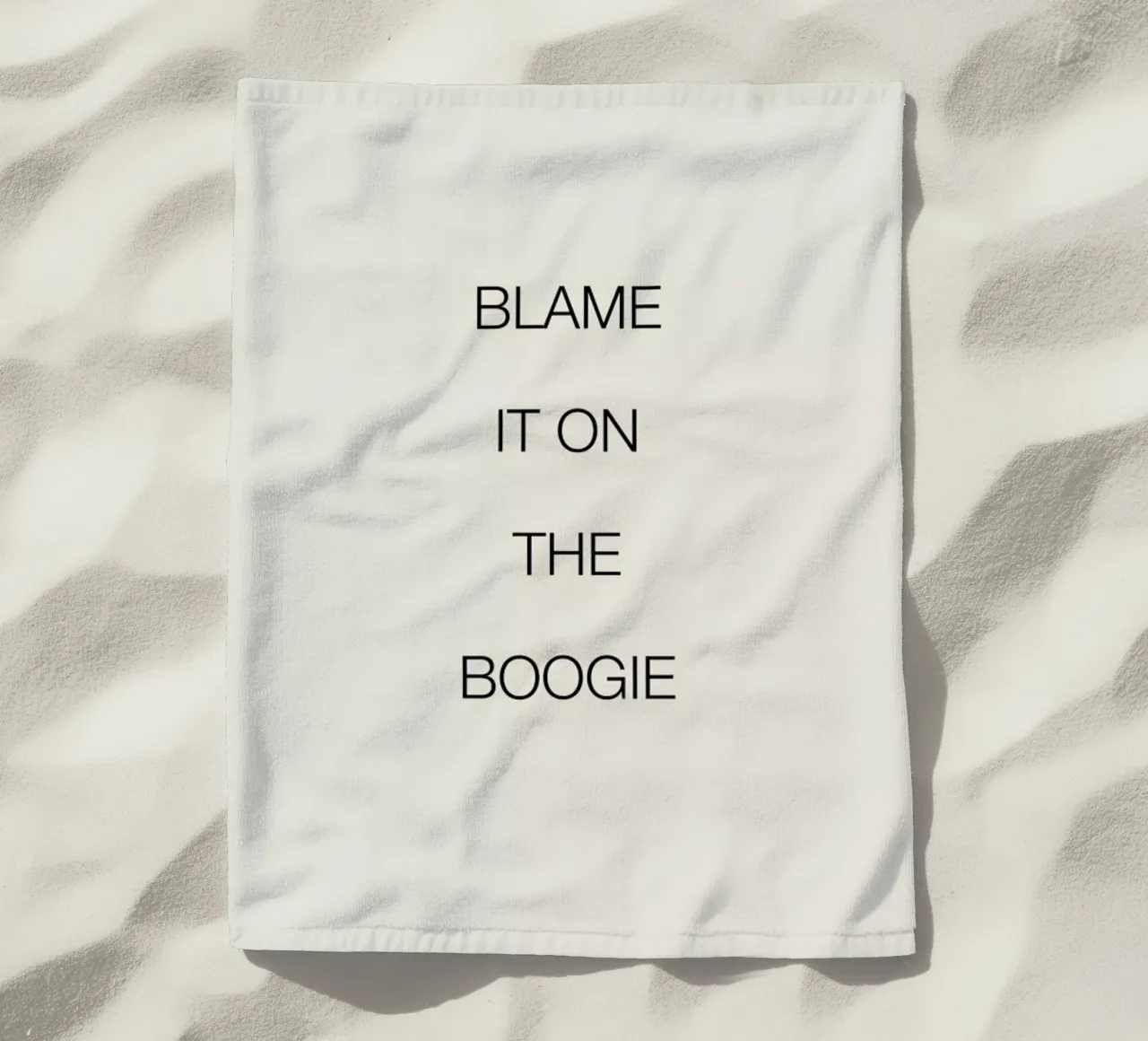 Blame It on the Boogie serviette de plage de Studio One
