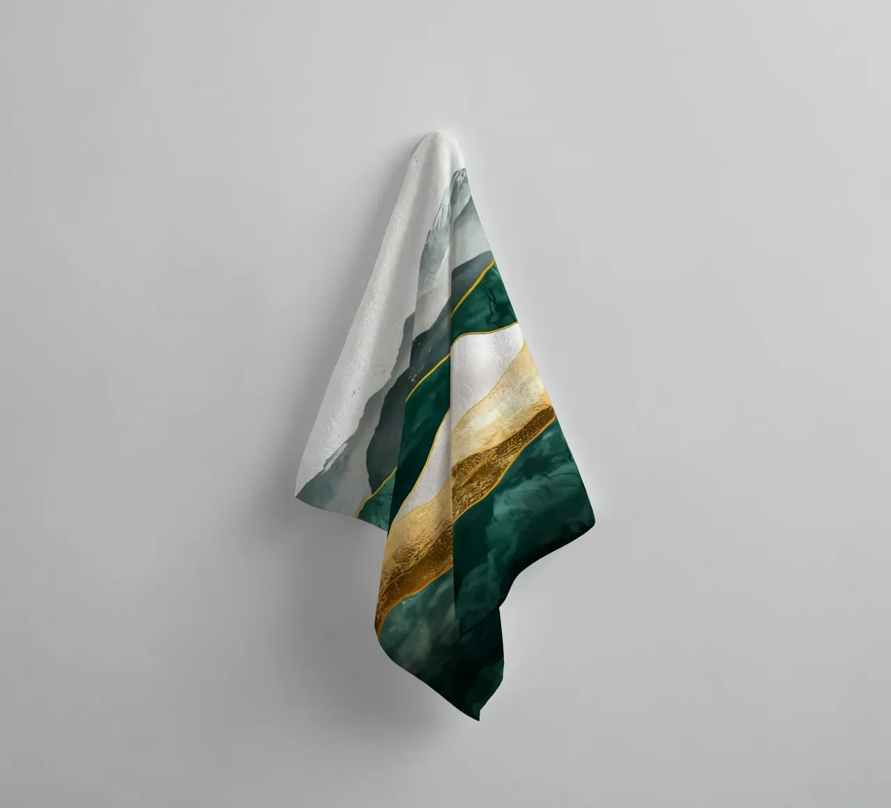 Abstract berglandschap badhanddoek van Ginnery