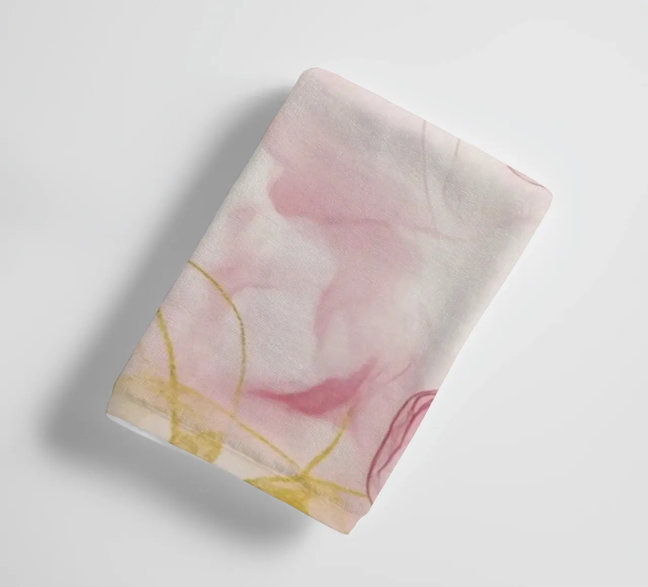 Nuvole eteree di fiori rosa asciugamano da bagno da Modern Muse