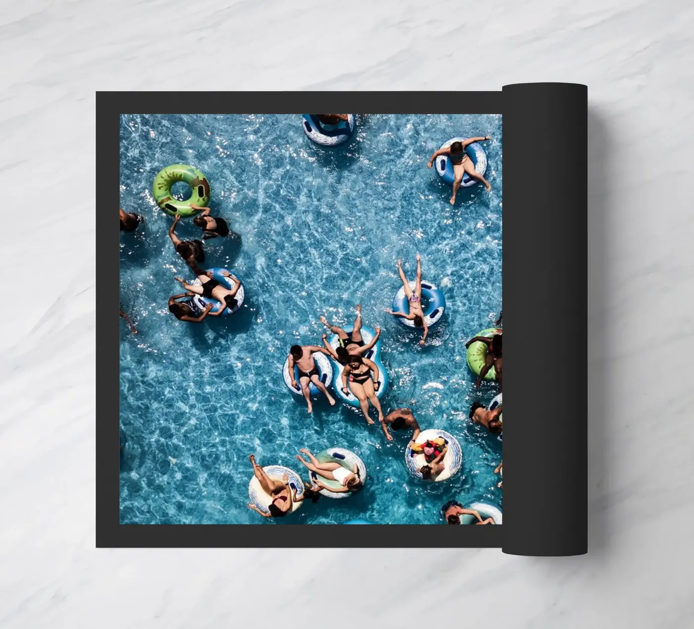 Pool Party Fußmatte von Framative
