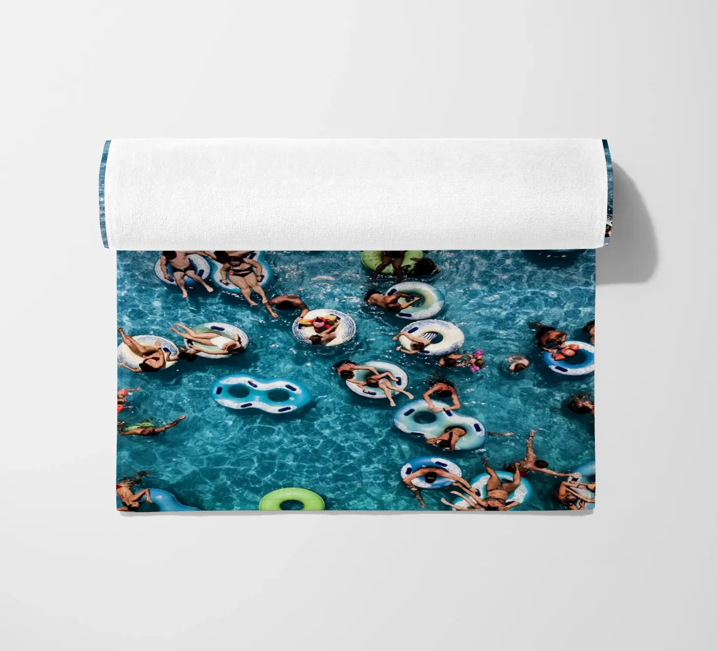 Pool Party telo mare da Framative