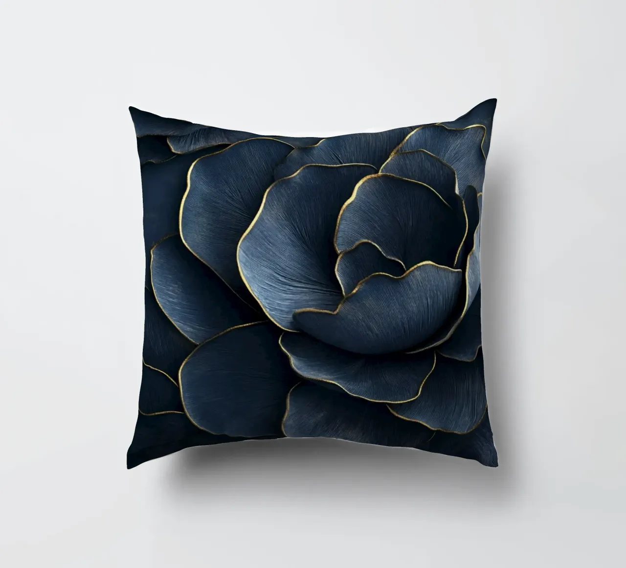 Petali di mezzanotte cuscino da Modern Muse