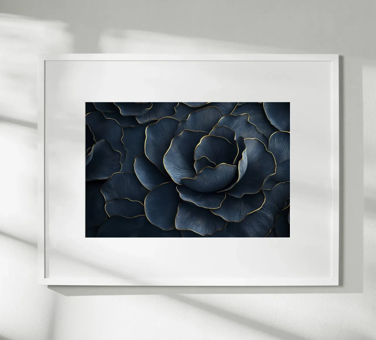 Petali di mezzanotte poster con telaio in plastica da Modern Muse
