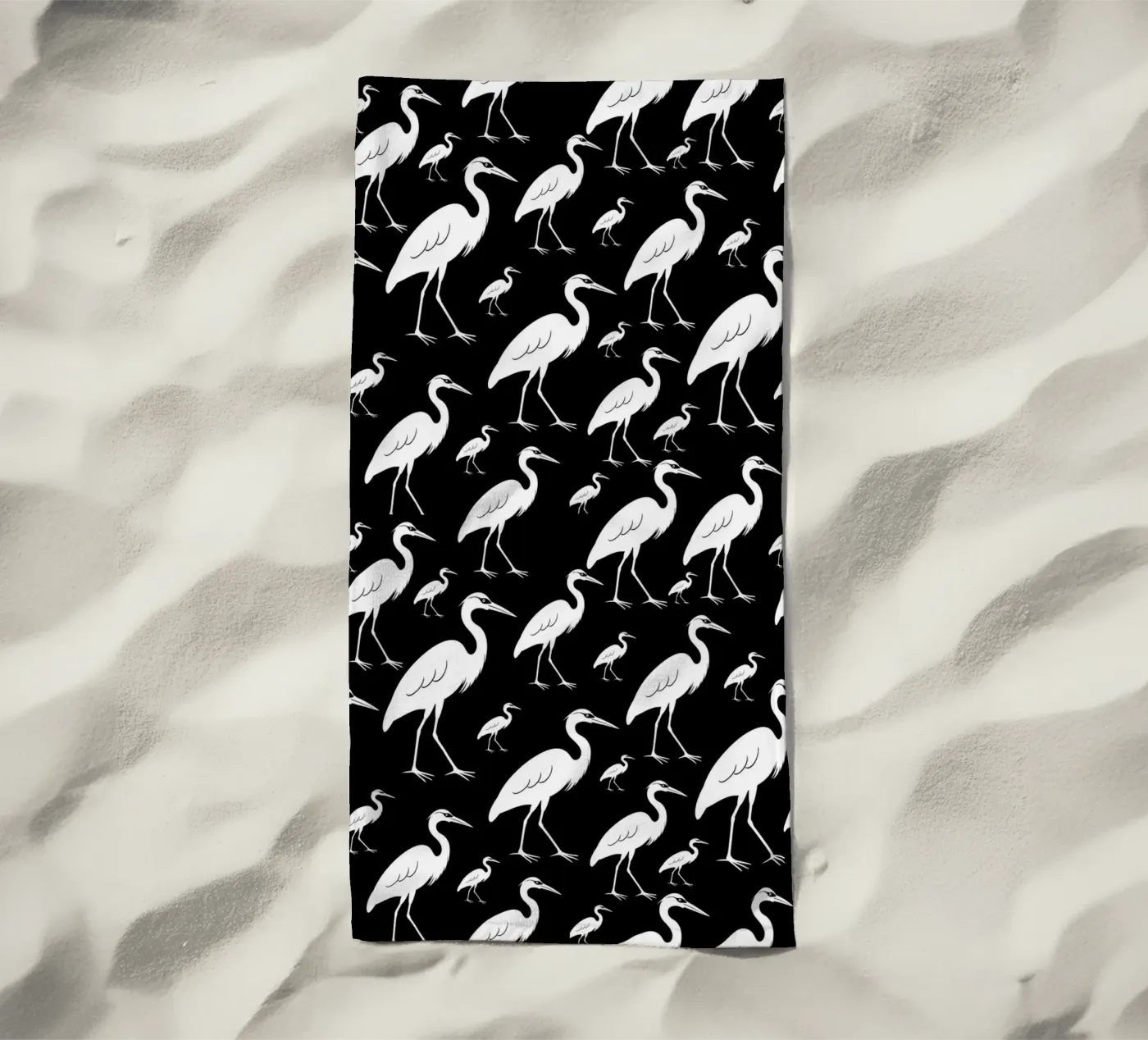 Egrets pattern strandhanddoek van baobabprintstore