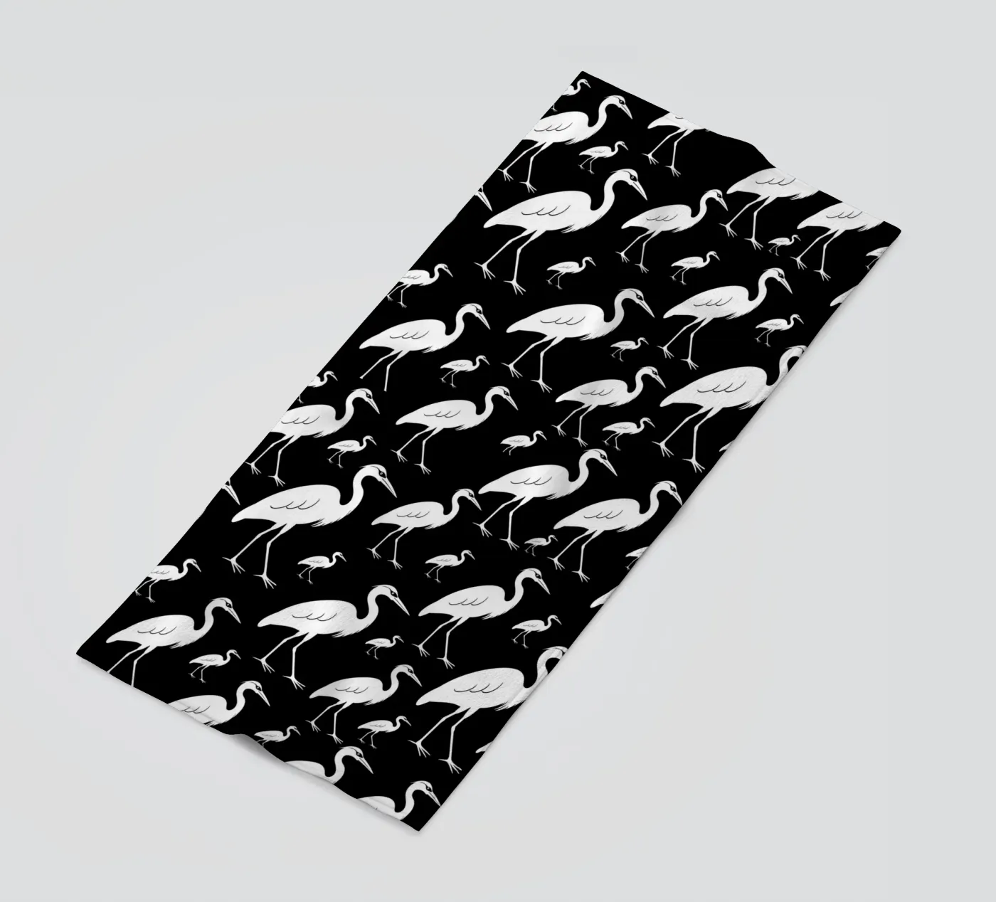 Egrets pattern strandhanddoek van baobabprintstore