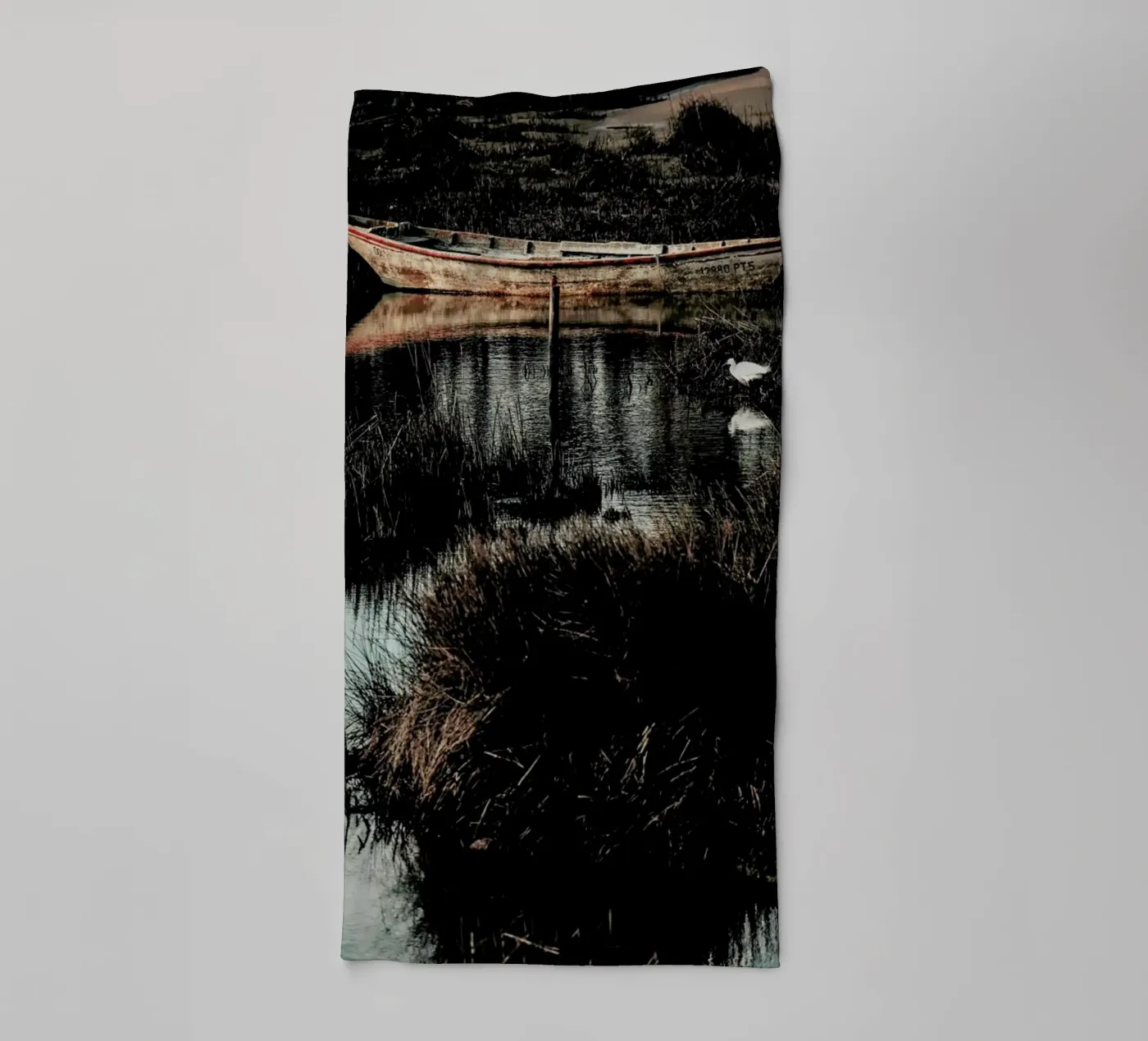 Solitude Handtuch von Ingrid Beddoes