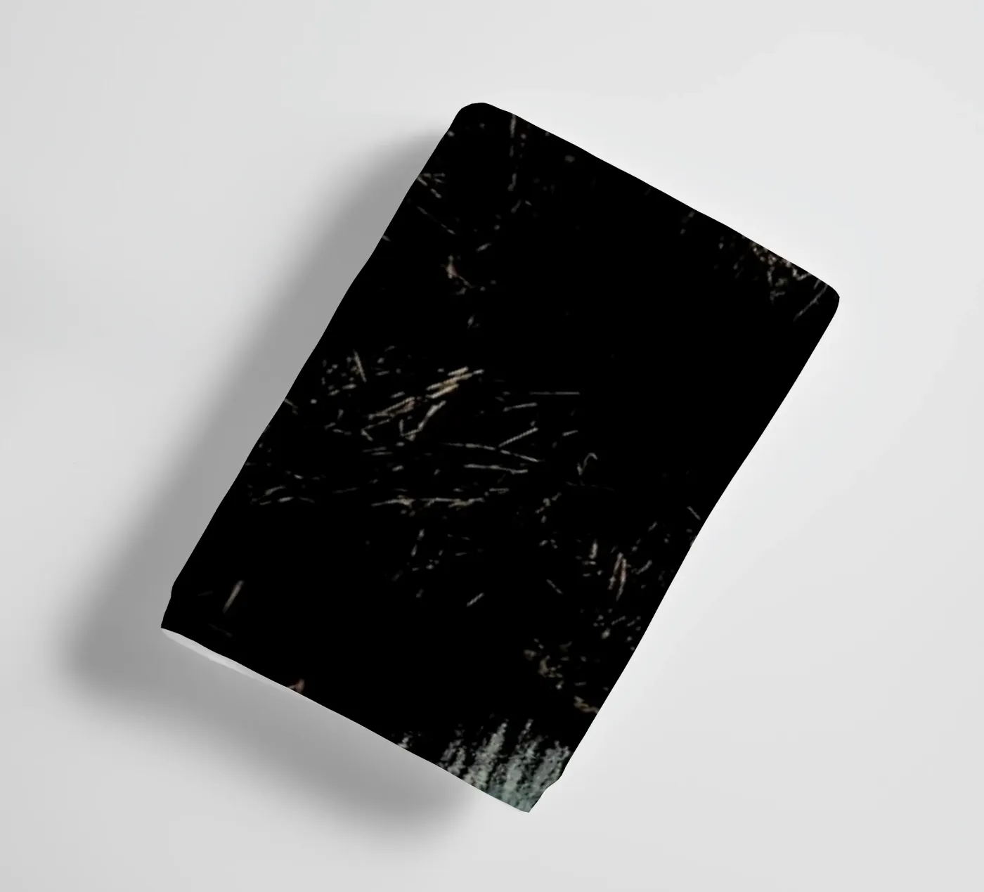 Solitude Handtuch von Ingrid Beddoes