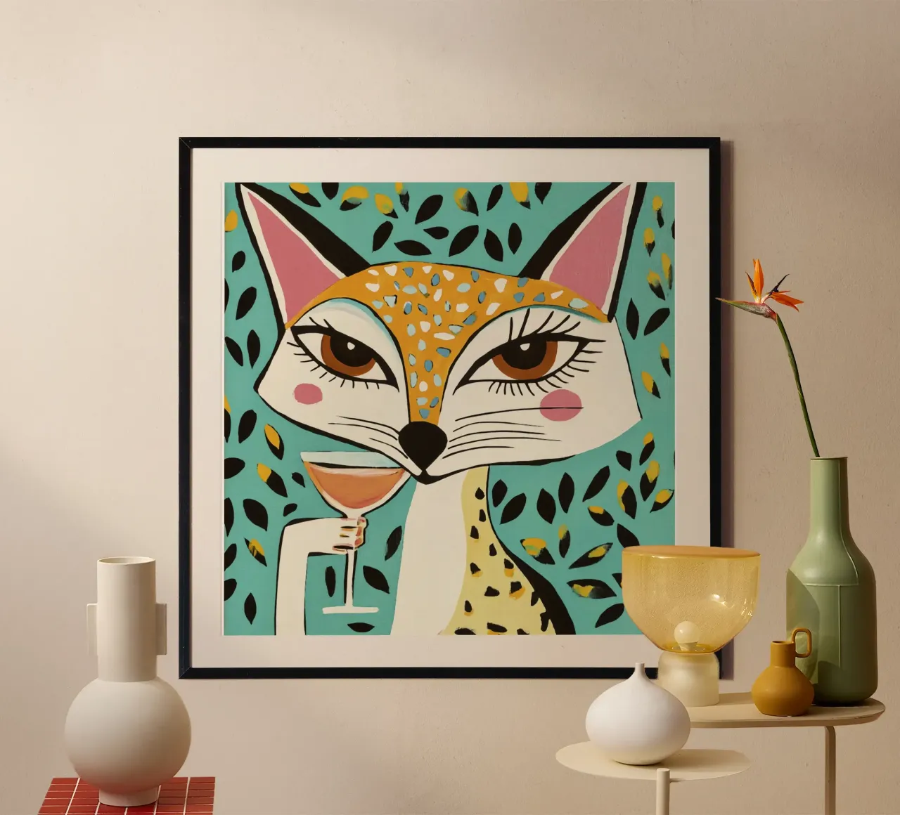 Cocktail da bere con una volpe stravagante poster con telaio in alluminio da Modern Muse