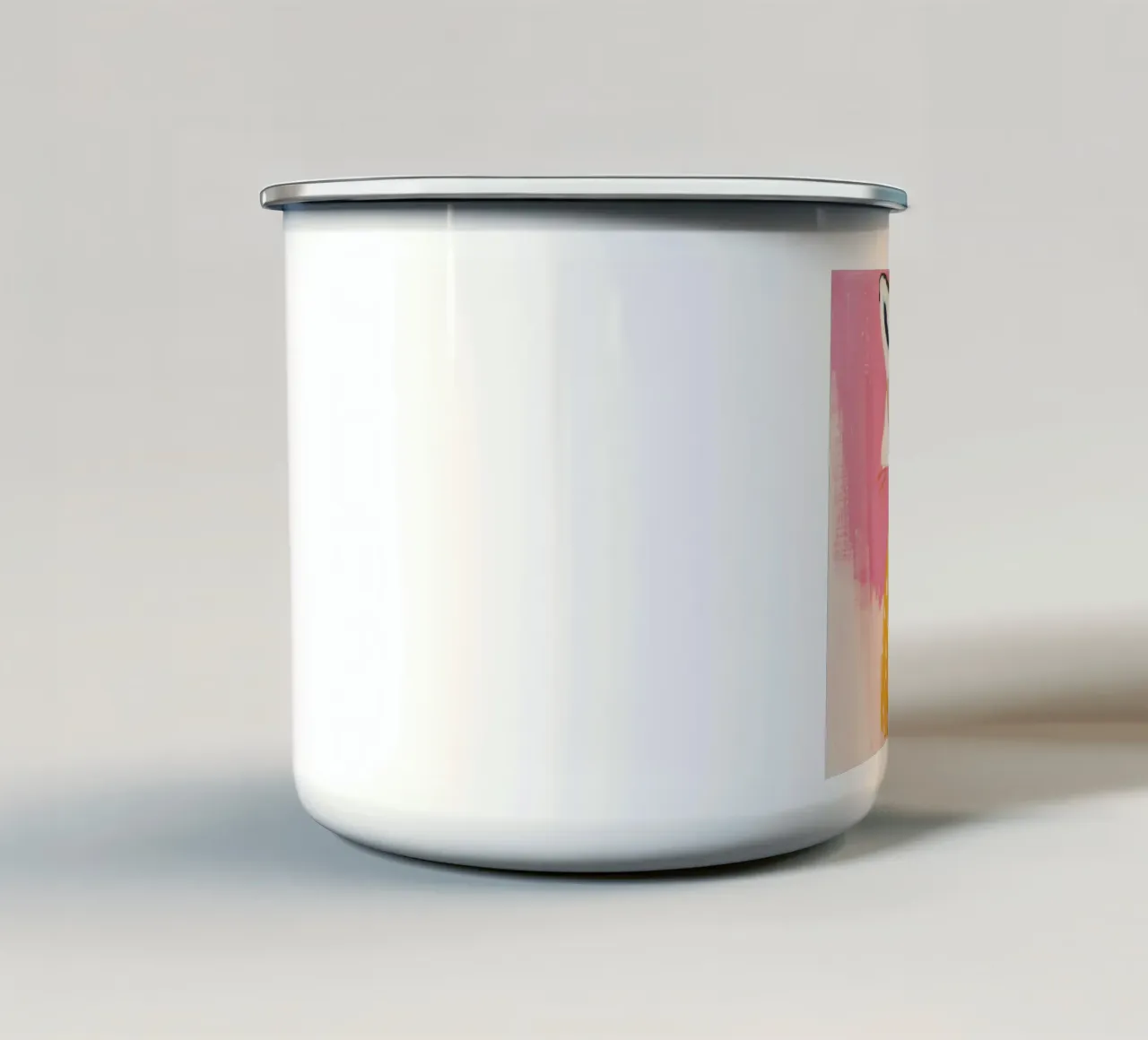 Volpe fredda Whimiscal con cuore tazza in smalto da Modern Muse
