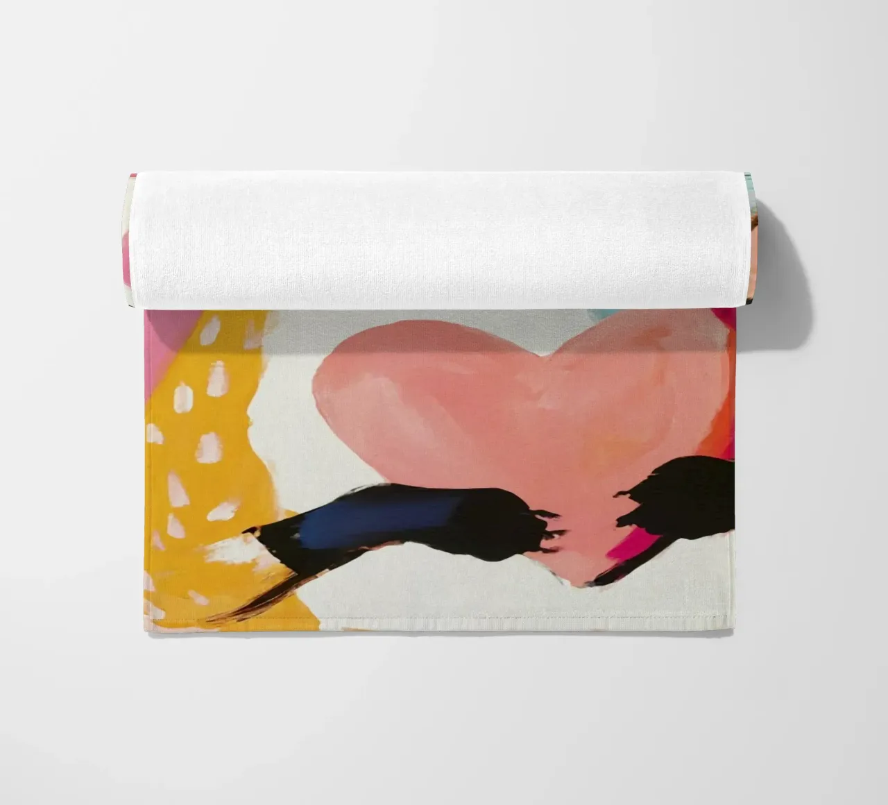Volpe fredda Whimiscal con cuore telo mare da Modern Muse