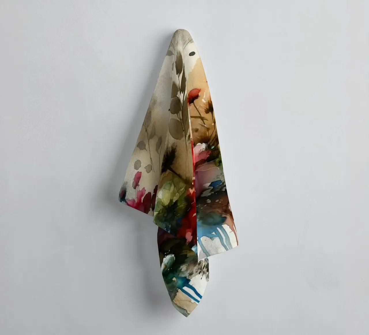 Etherische bloemsymfonie badhanddoek van Chromatic Fusion Studio