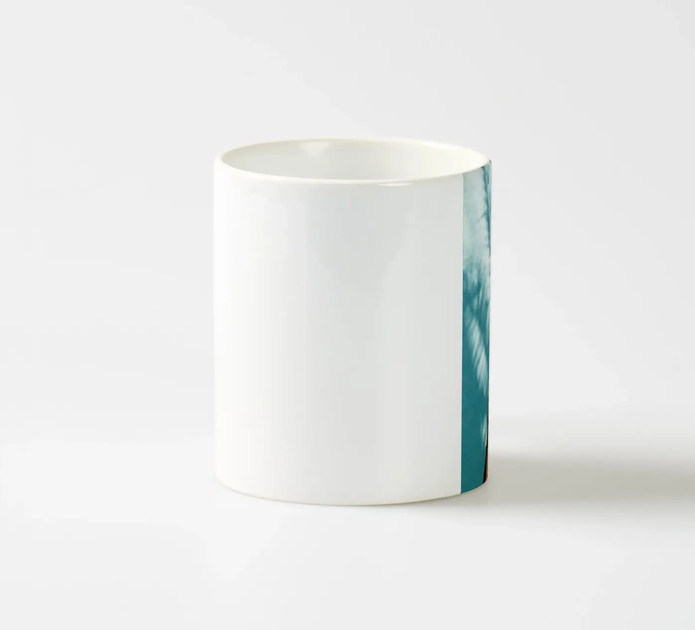 Palm Tree ceramic mug by NET Talents GmbH