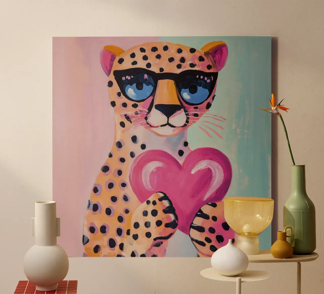 Gepard mit liebevollem Herz Leinwand mit Schattenfugenrahmen von Modern Muse