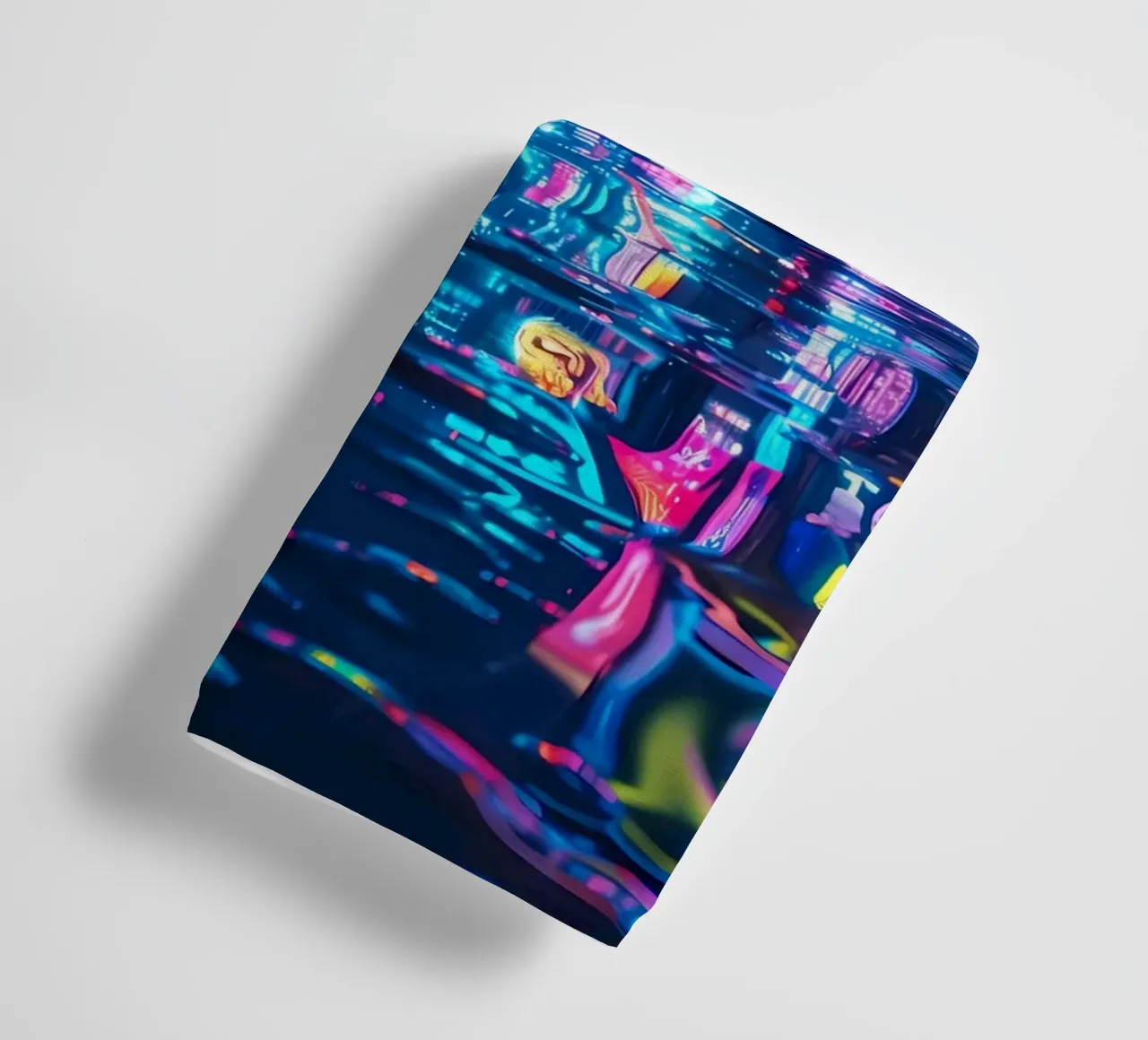 Cyberpunk Neon Stad badhanddoek van Ginnery
