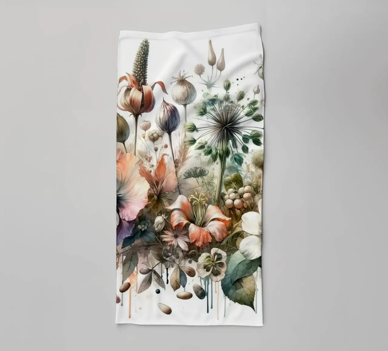 Symphonie der botanischen Wunder Handtuch von Chromatic Fusion Studio