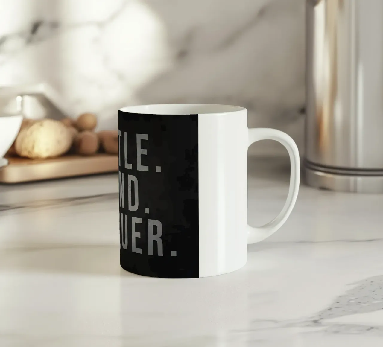 Hustle Grind Erobern Keramik Tasse von Delaplane
