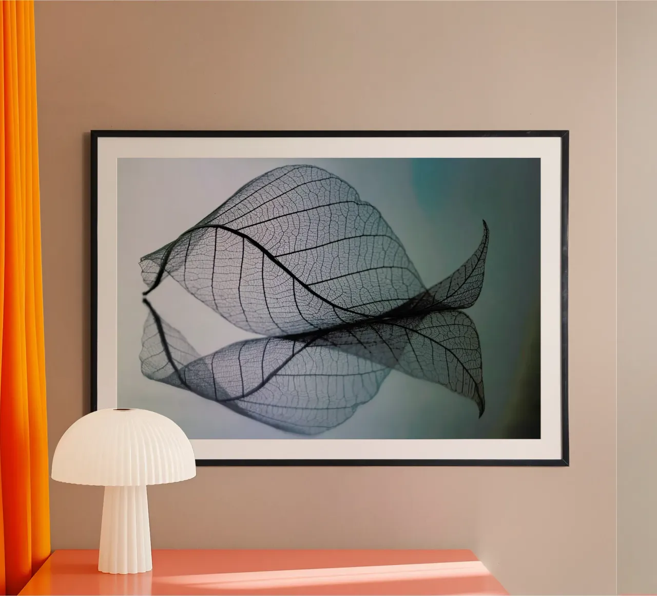 Curvaceousness poster da Pictufy