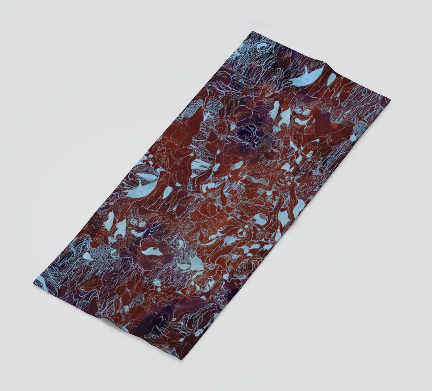 my forest reflection2 strandhanddoek van Giulio Iurissevich