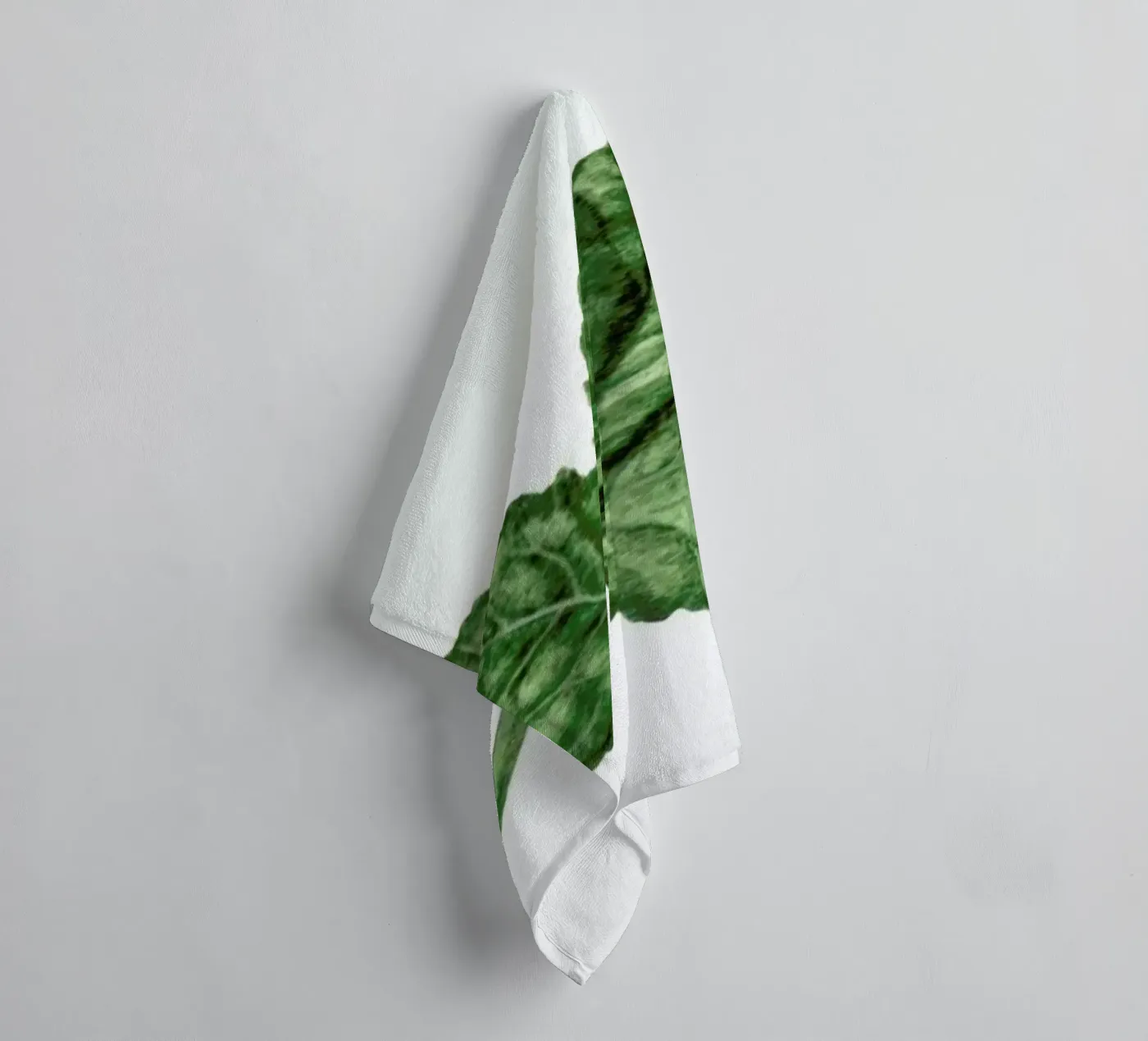 Strawberry Leaf towel by Maria Vdovichenko