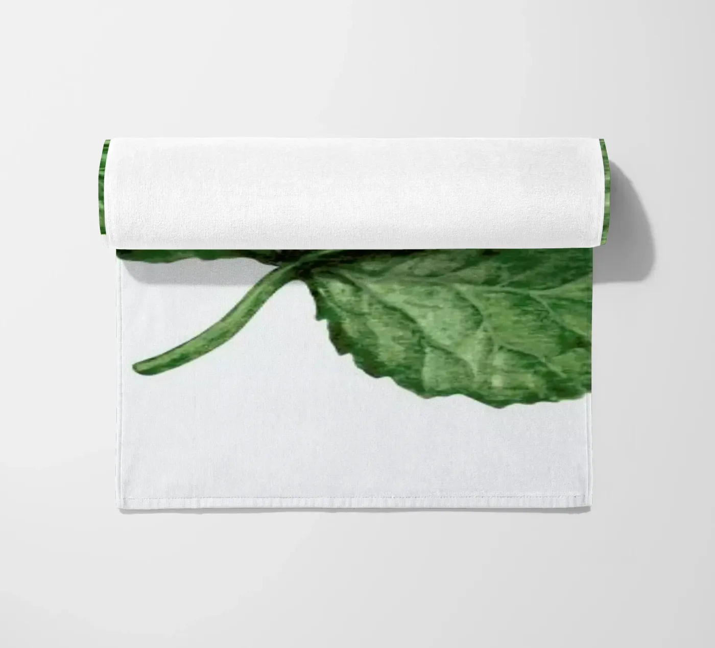 Strawberry Leaf strandhanddoek van Maria Vdovichenko