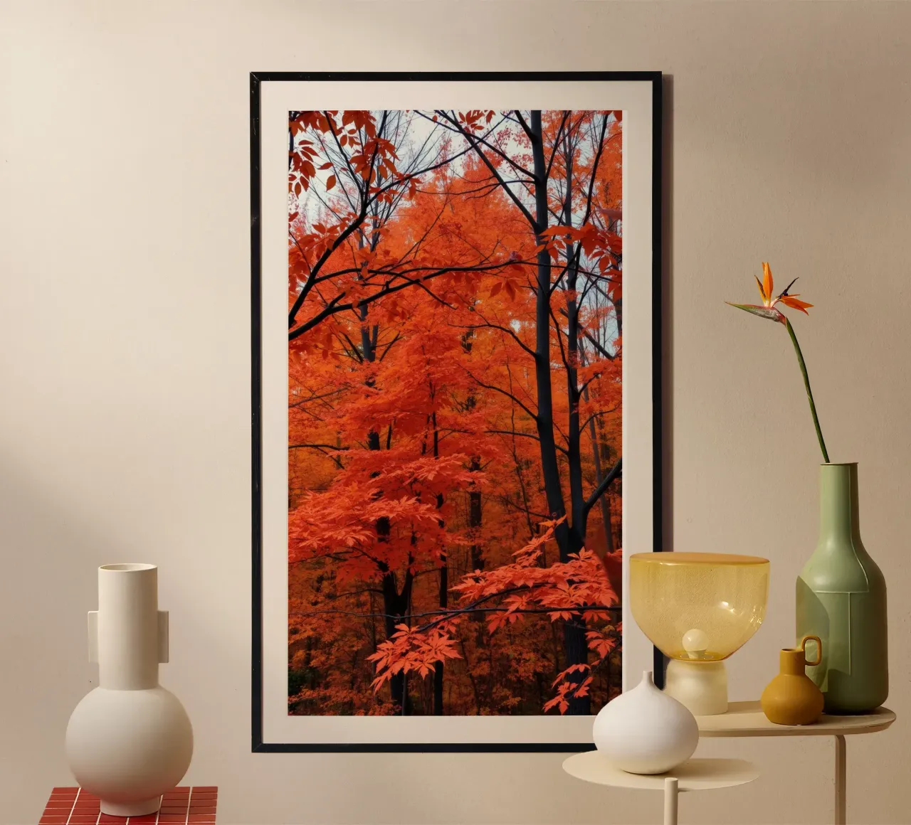 Il fogliame arancione vibrante fa da sfondo a un'ambientazione straordinaria poster con telaio in alluminio da DesignDoodle