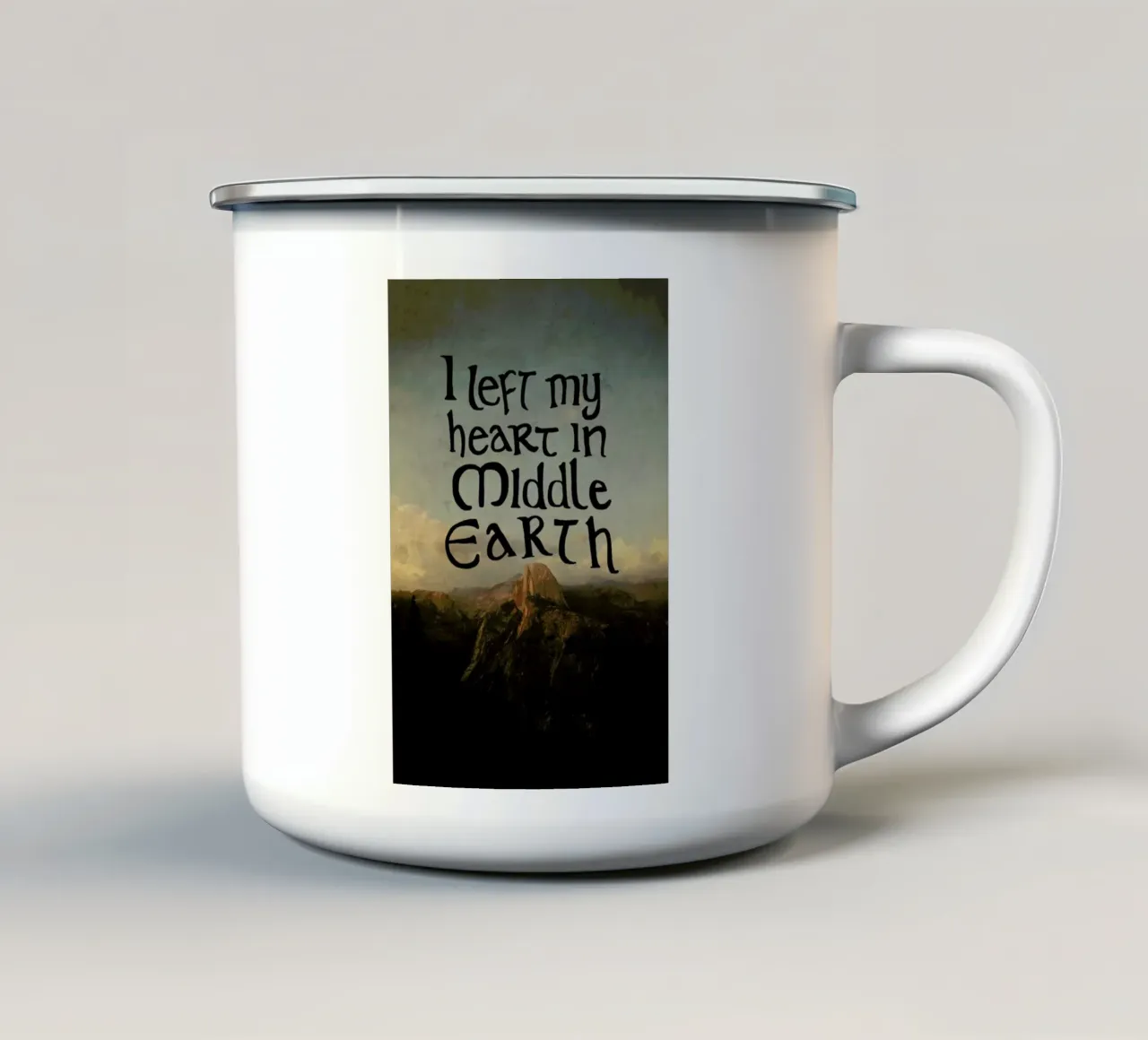 Middle Earth tazza in smalto da Leah Flores