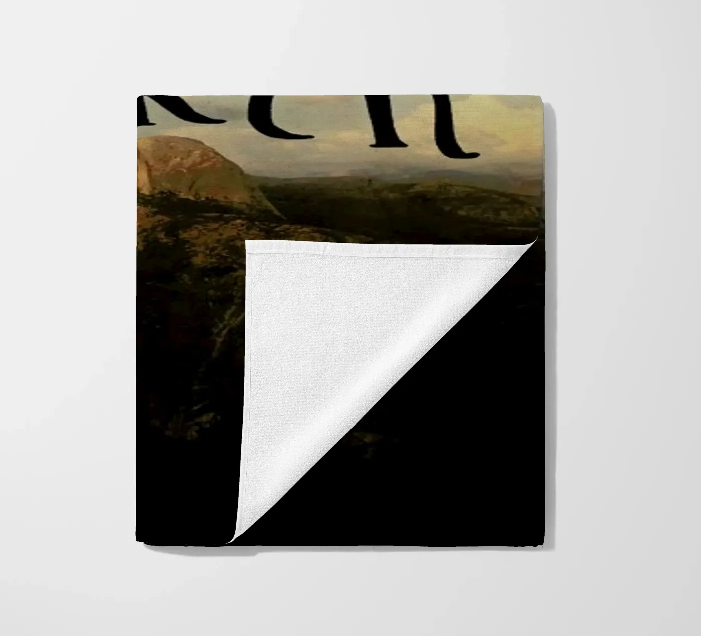 Middle Earth telo mare da Leah Flores