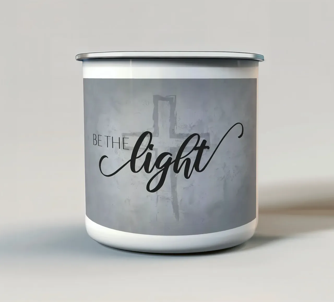 Sii la luce di Cristo tazza in smalto da Delaplane