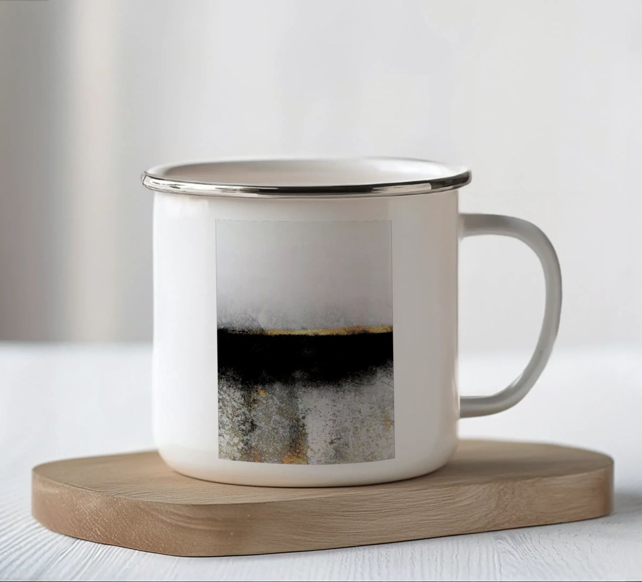 Soot and Gold tazza in smalto da Elisabeth Fredriksson