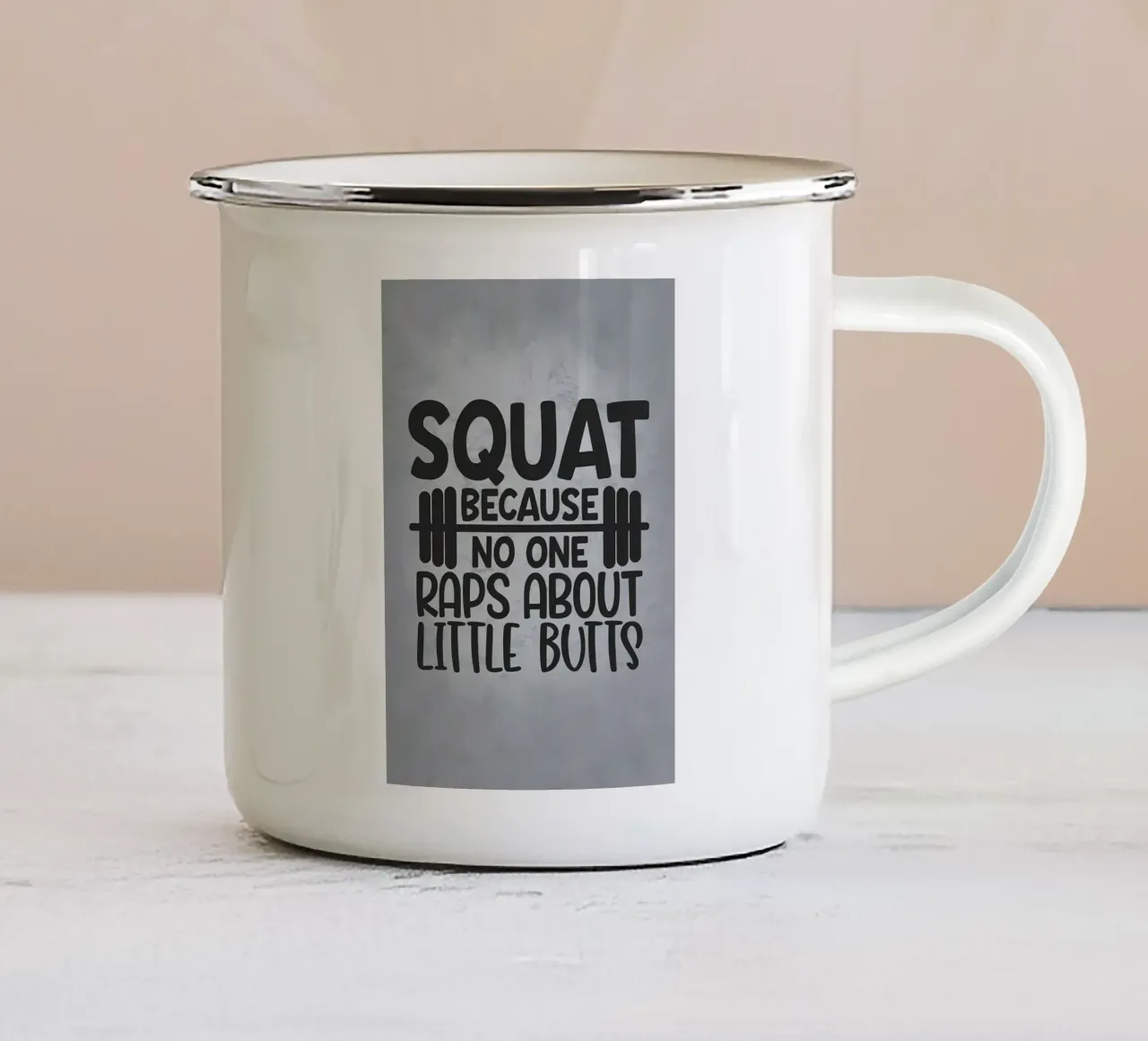Squat perché i sederi sono piccoli tazza in smalto da Delaplane