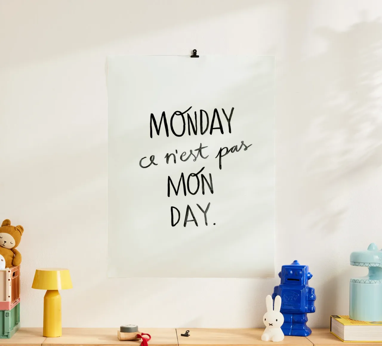 Mon Day poster con telaio in alluminio da typealive