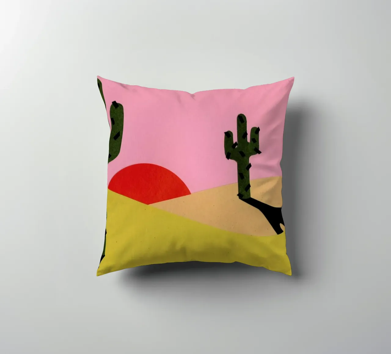 Two Cacti In The Desert Sun cuscino da Rosi Feist