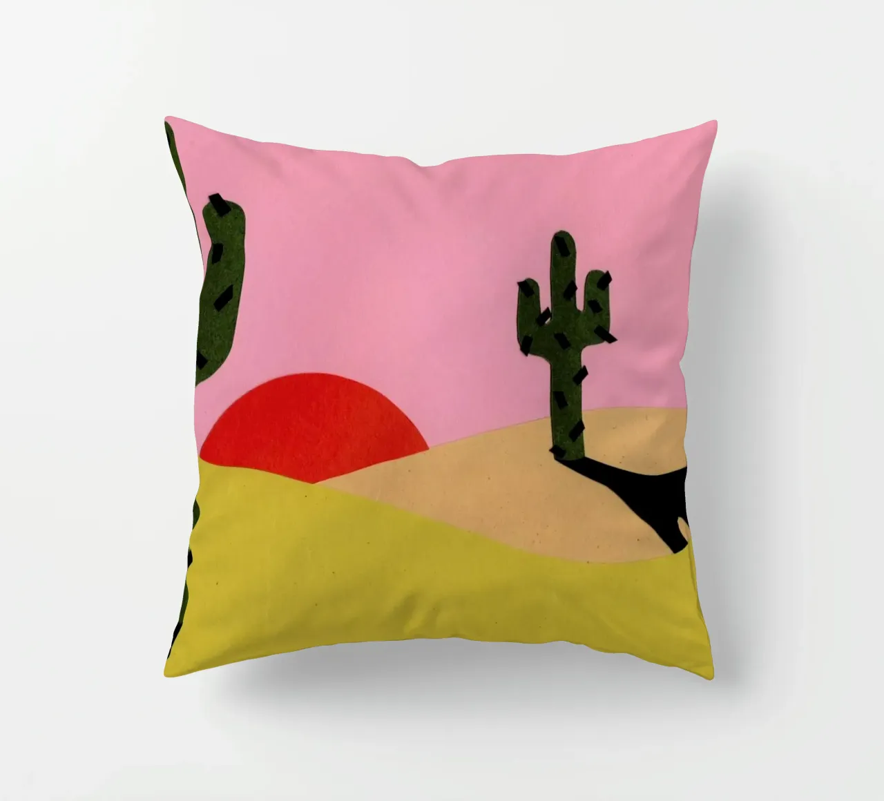 Two Cacti In The Desert Sun cuscino da Rosi Feist