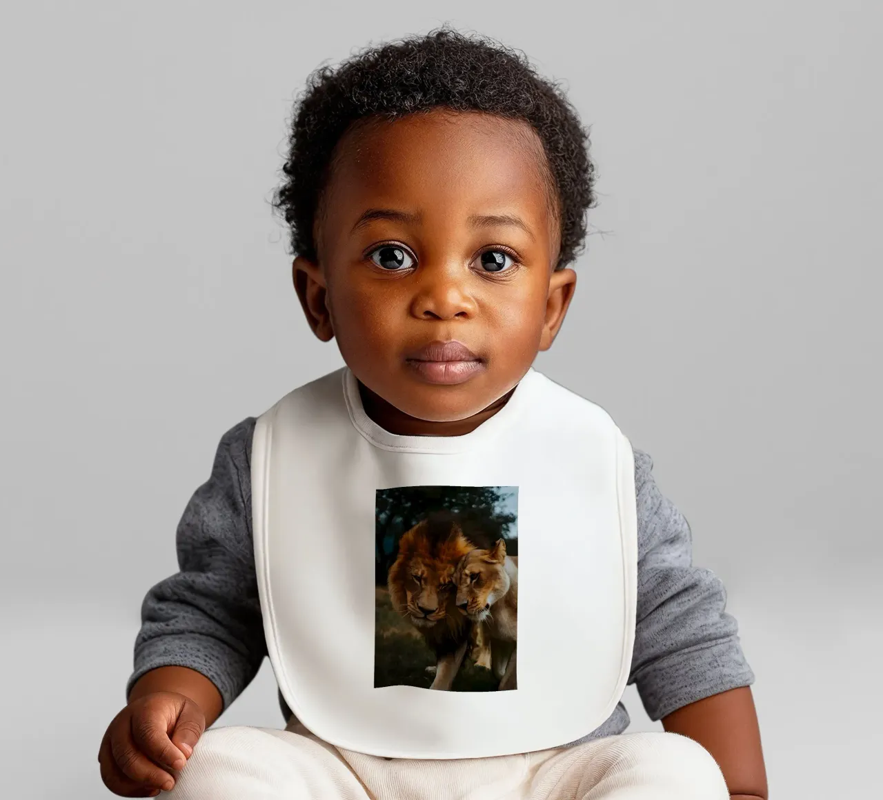 Leeuwen Liefde baby slabbetje van Mikesell